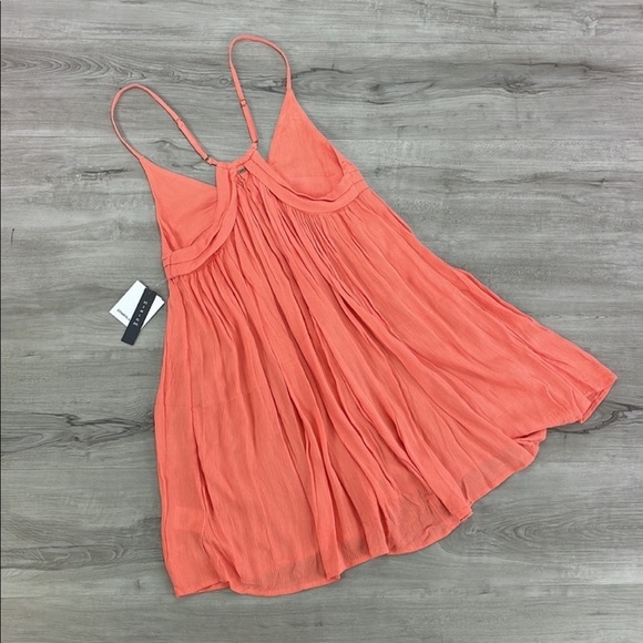 ☀️O’NIELL☀️ SALTWATER SOLIDS TANK DRESS COVER UP - Picture 12 of 14